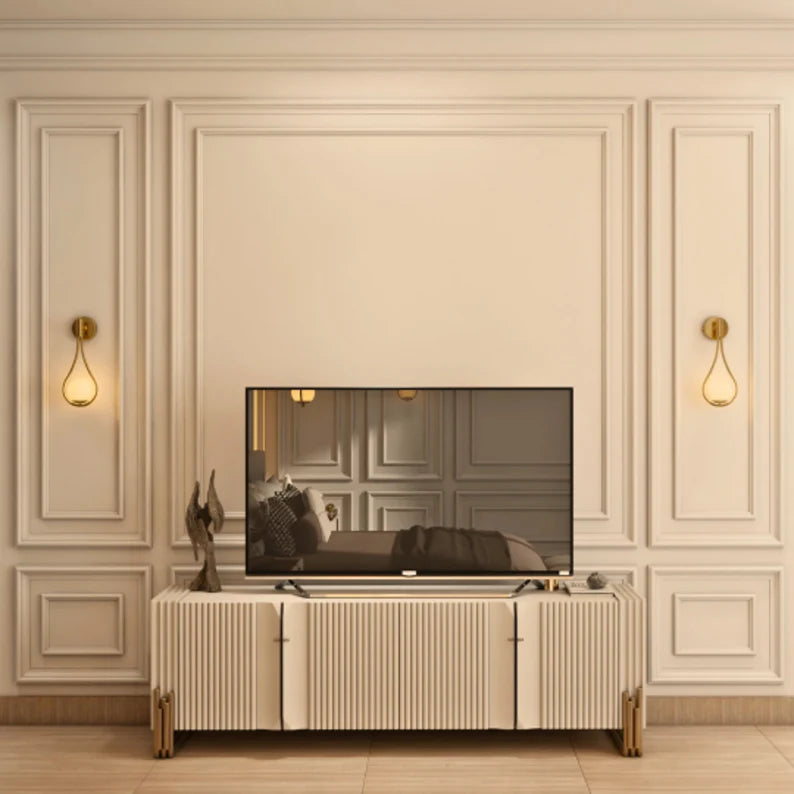 Wall molding package ready to assemble, pre-cut factory primed, wall paneling kit